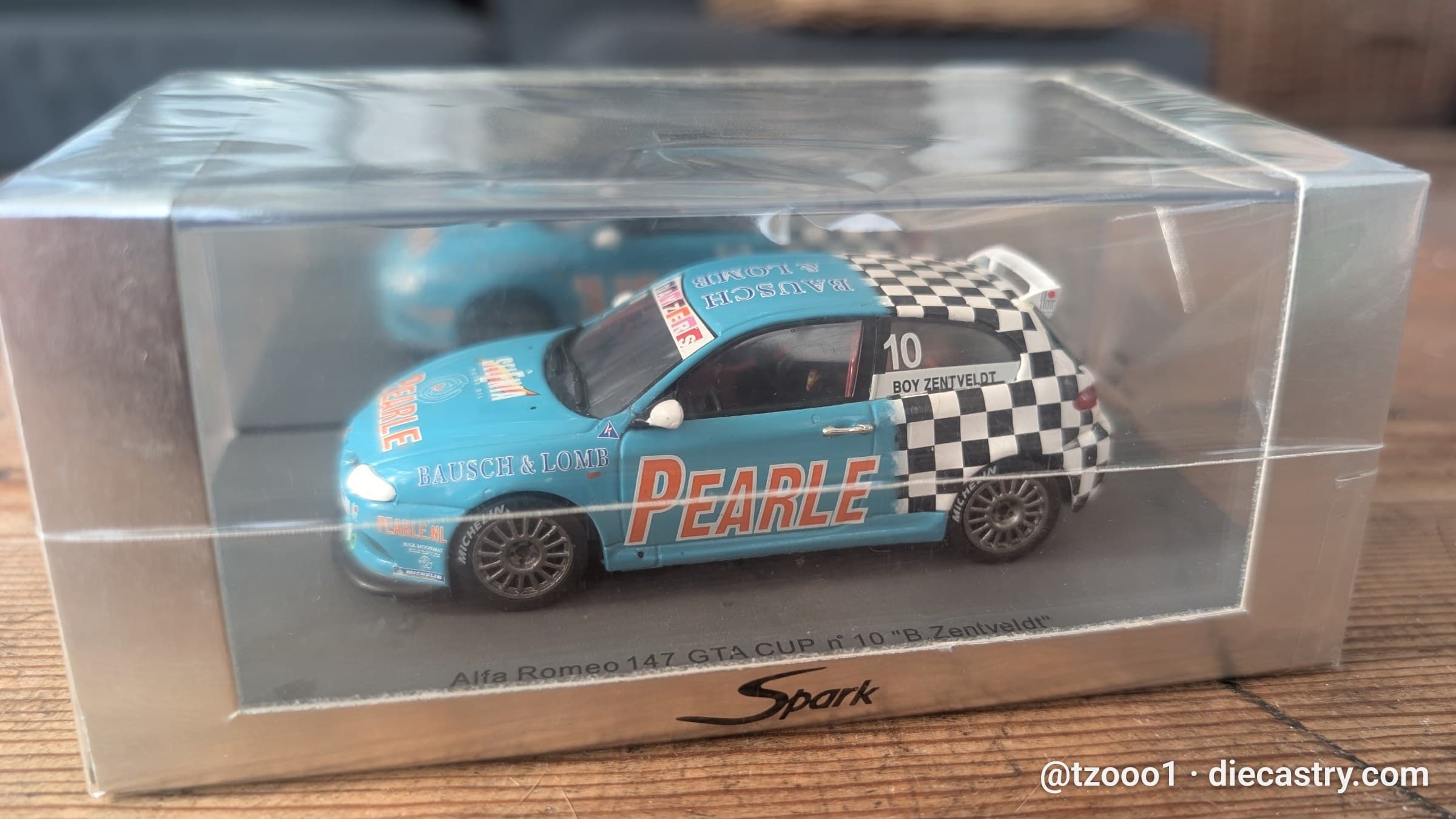 2003 Alfa Romeo 147 GTA Cup 1:43 scale diecast model by SPARK Models in #10