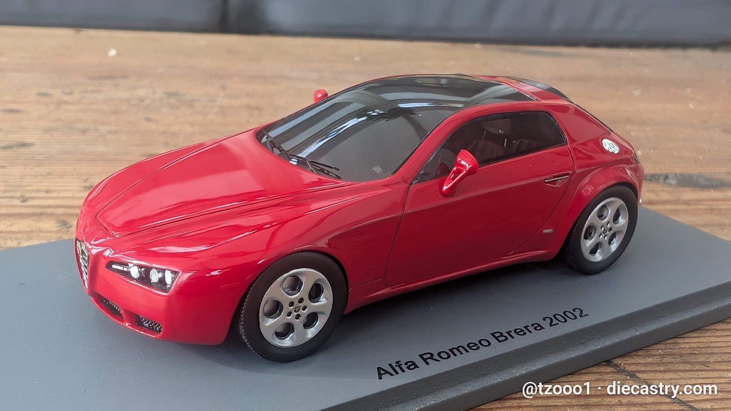 2002 Alfa Romeo Brera 1:43 scale diecast model by SPARK Models