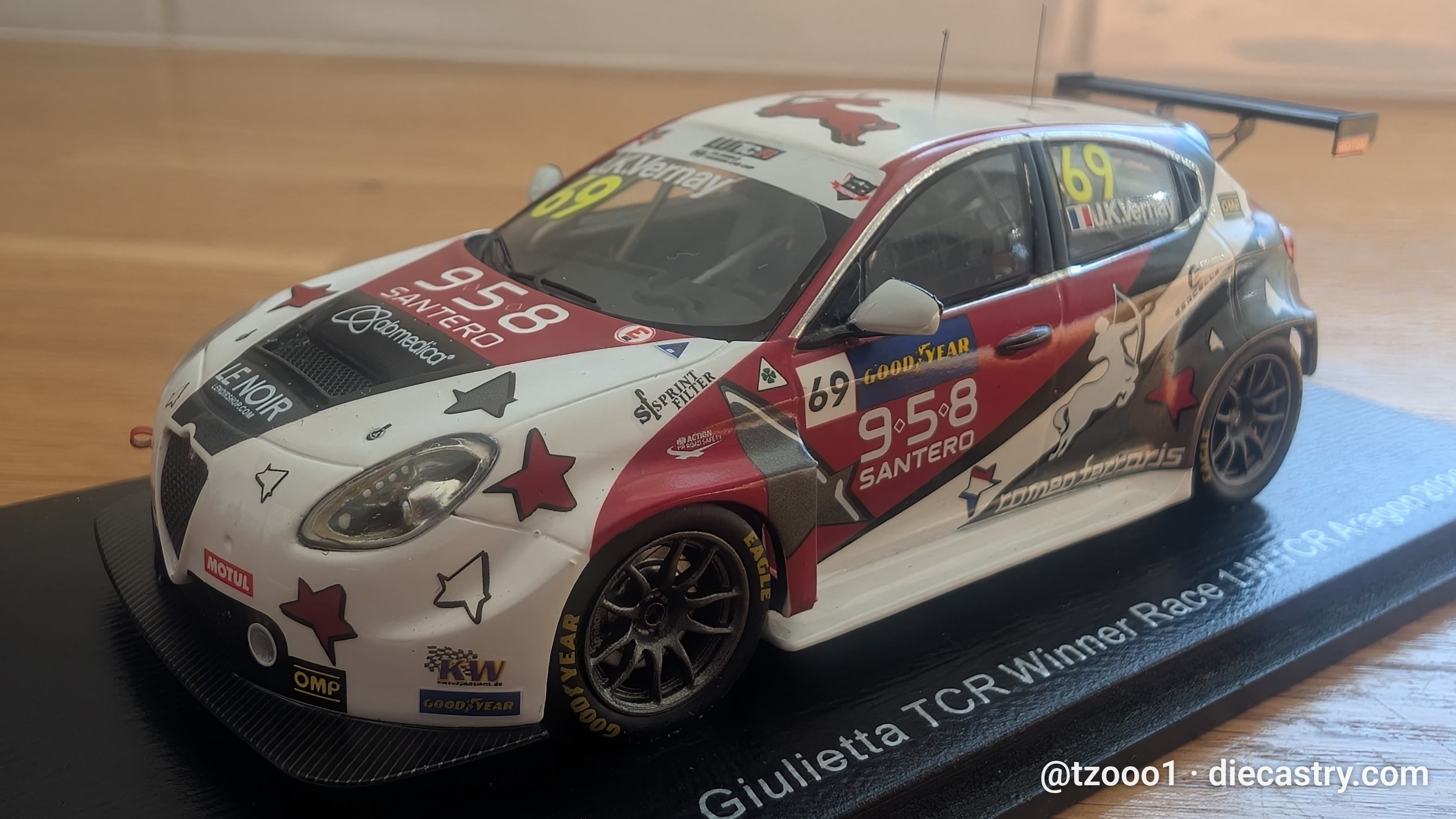 2020 Alfa Romeo GIULIETTA TCR WTCR ARAGON #69 1:43 scale diecast model by SPARK Models in #69