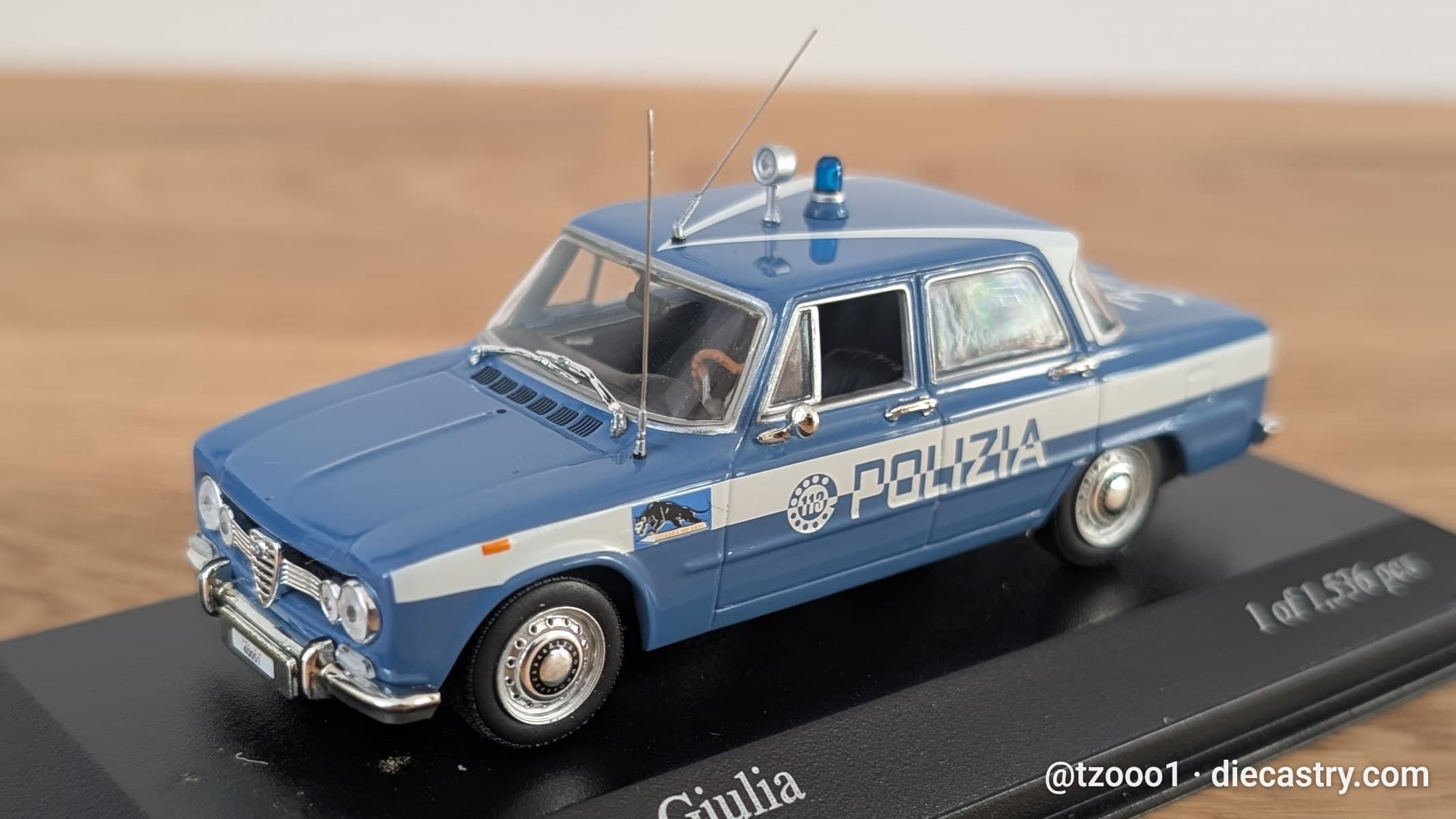 1970 Alfa Romeo Giulia / POLIZIA 1:43 scale diecast model by Minichamps in #345 POLIZIA