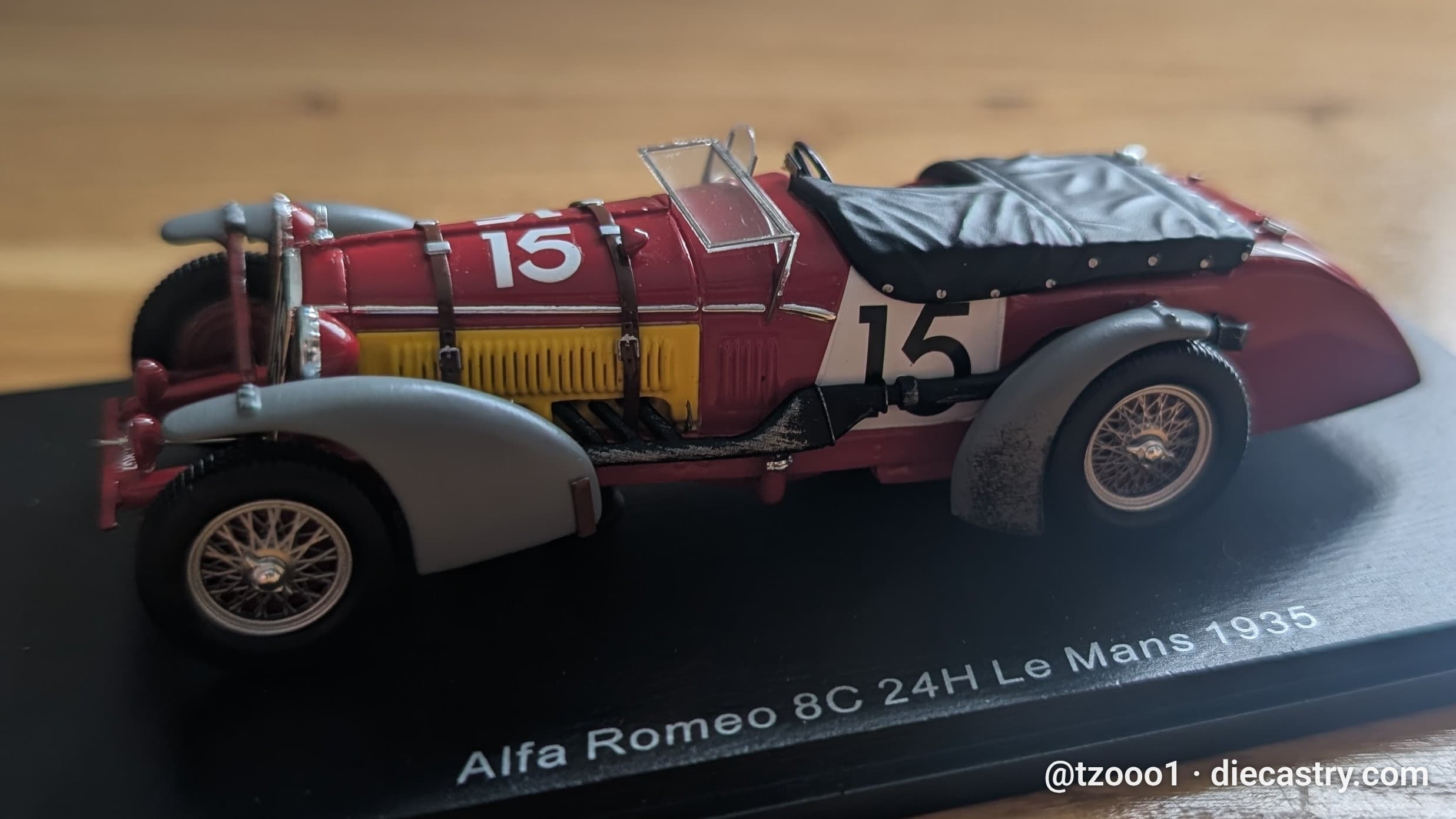 1935 Alfa Romeo 8C 24H LE MANS 1935 1:43 scale diecast model by SPARK Models in #15