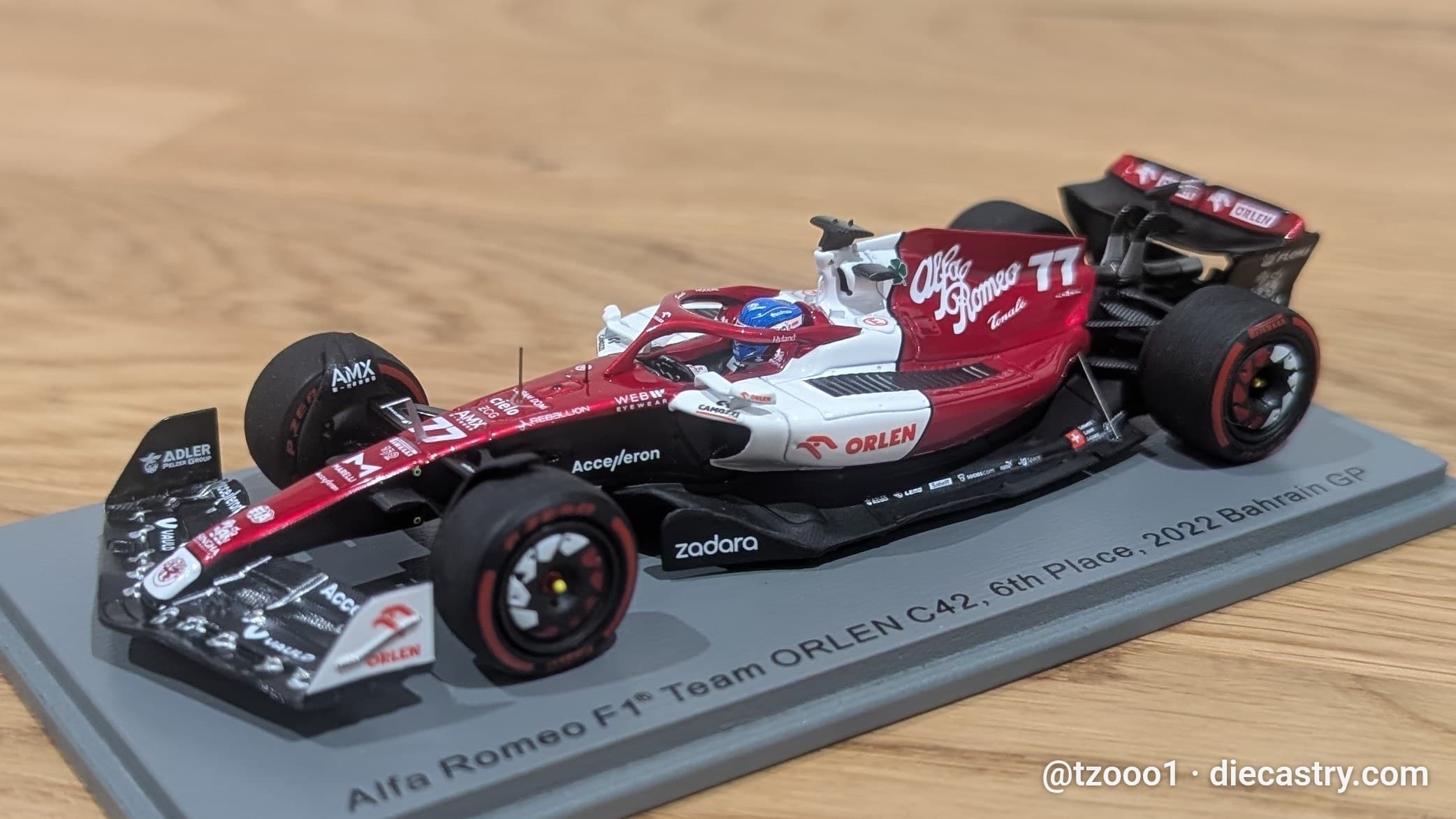 Alfa romeo F1 Team ORLEN C42 / Bahrain GP 1:43 scale diecast model