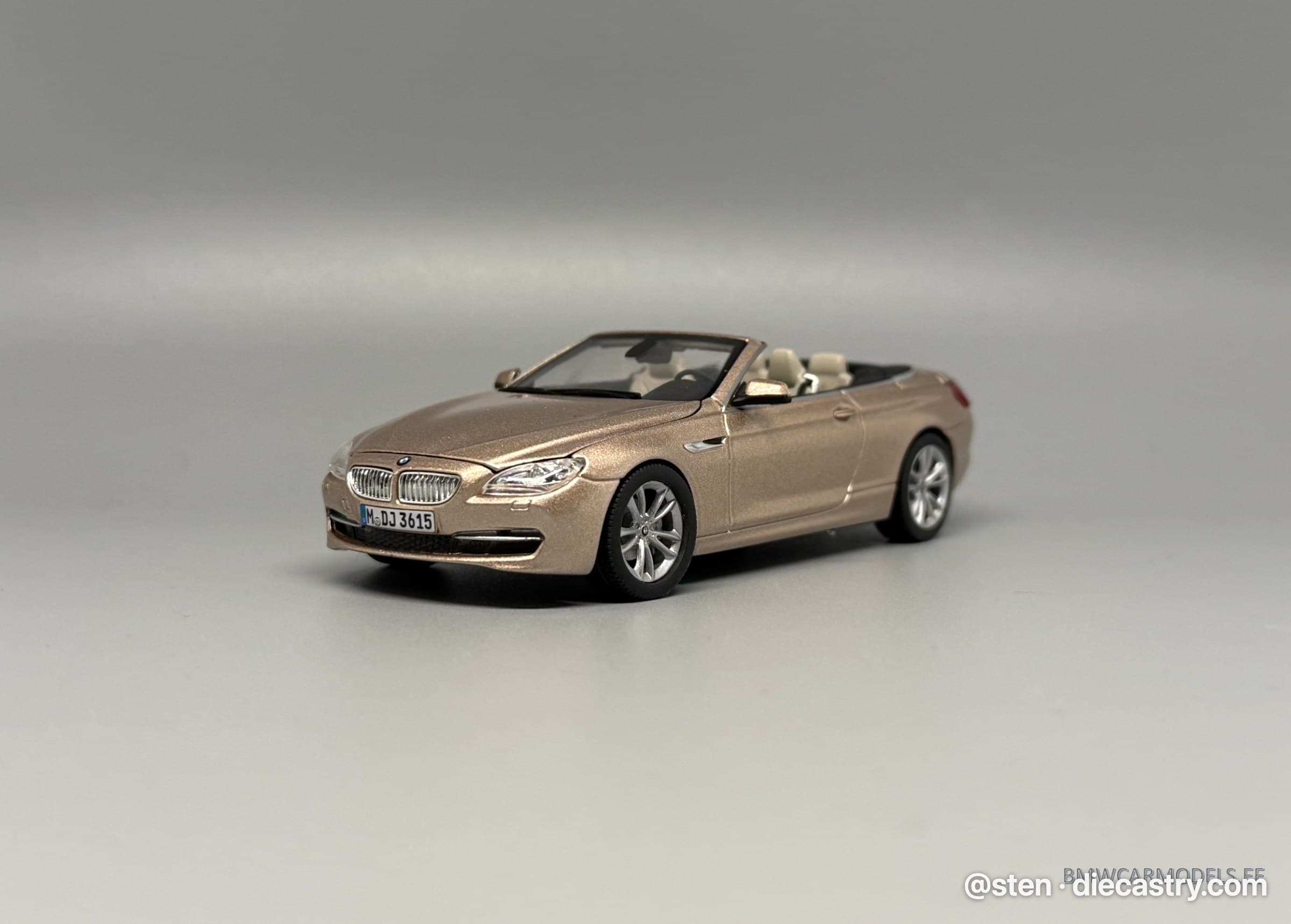 BMW 650i Convertible (F12) 1:43 scale diecast model by Paragon Models