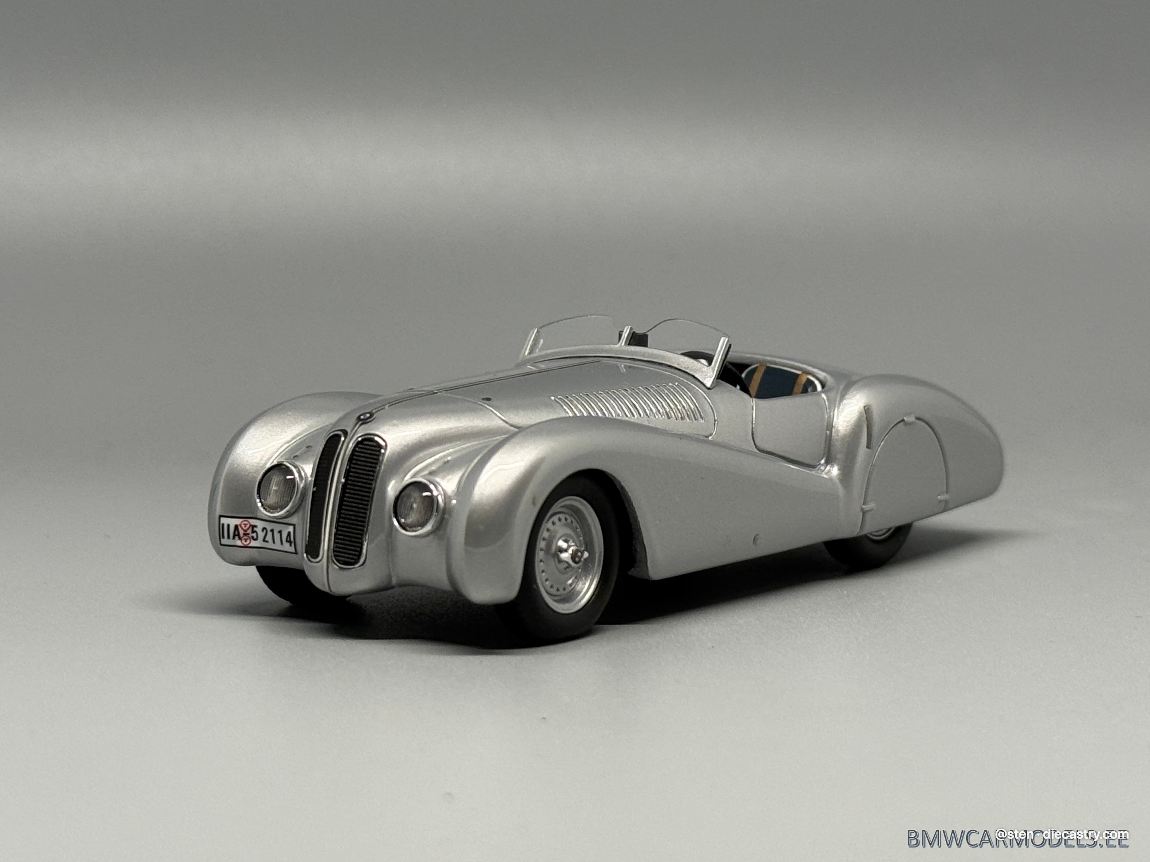 1940 BMW 328 Roadster Mille Miglia 1:43 scale diecast model by Brausi