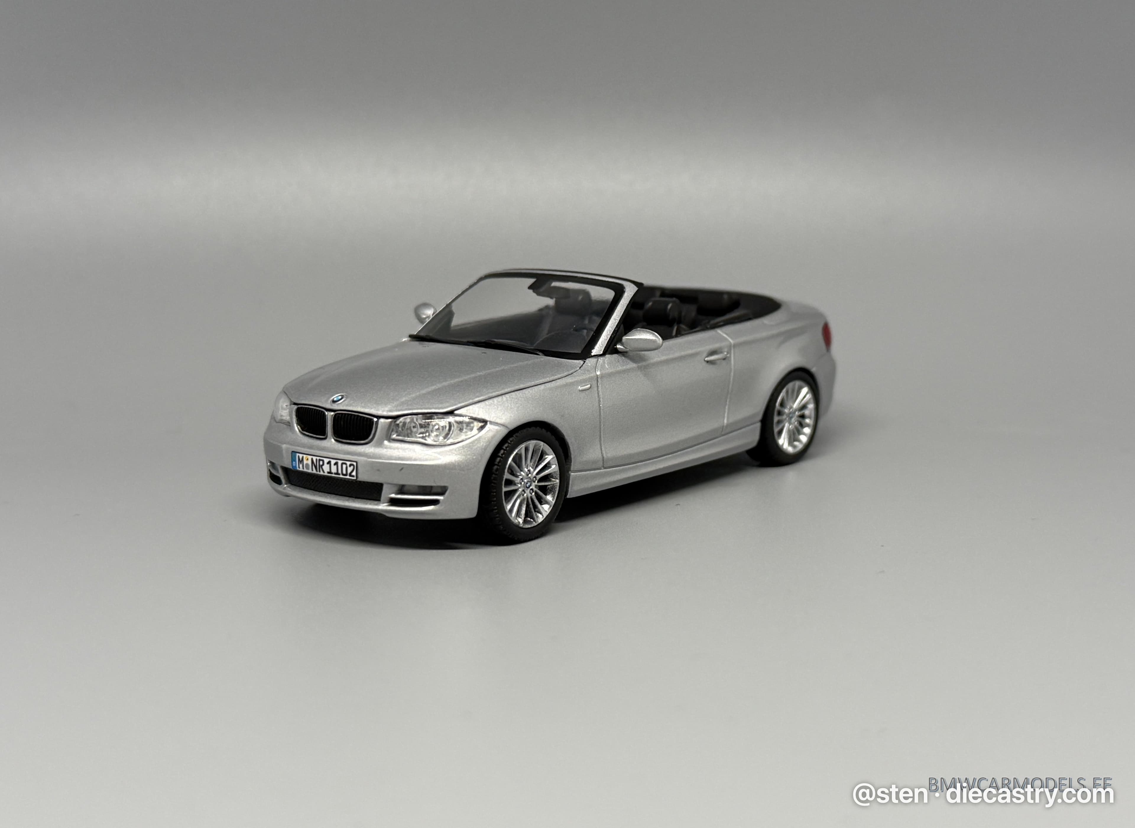 2008 BMW 1 Series Convertible (E88) 1:43 scale diecast model by Minichamps in Titan Silver