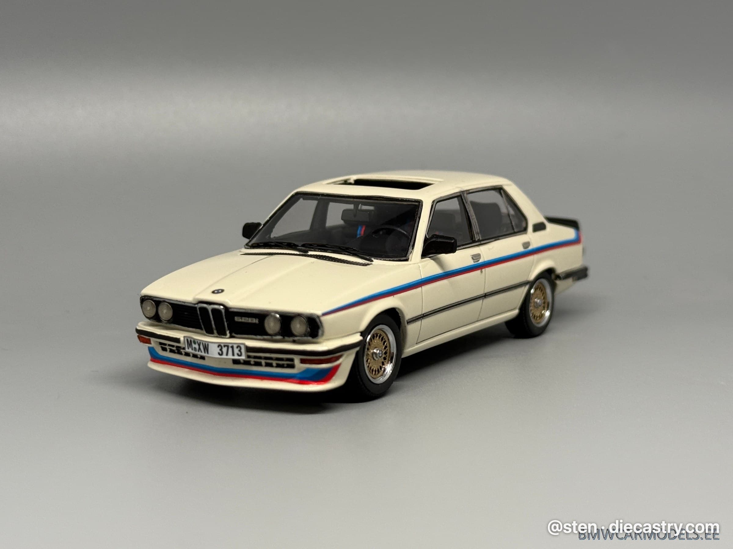 BMW M535i (E12)