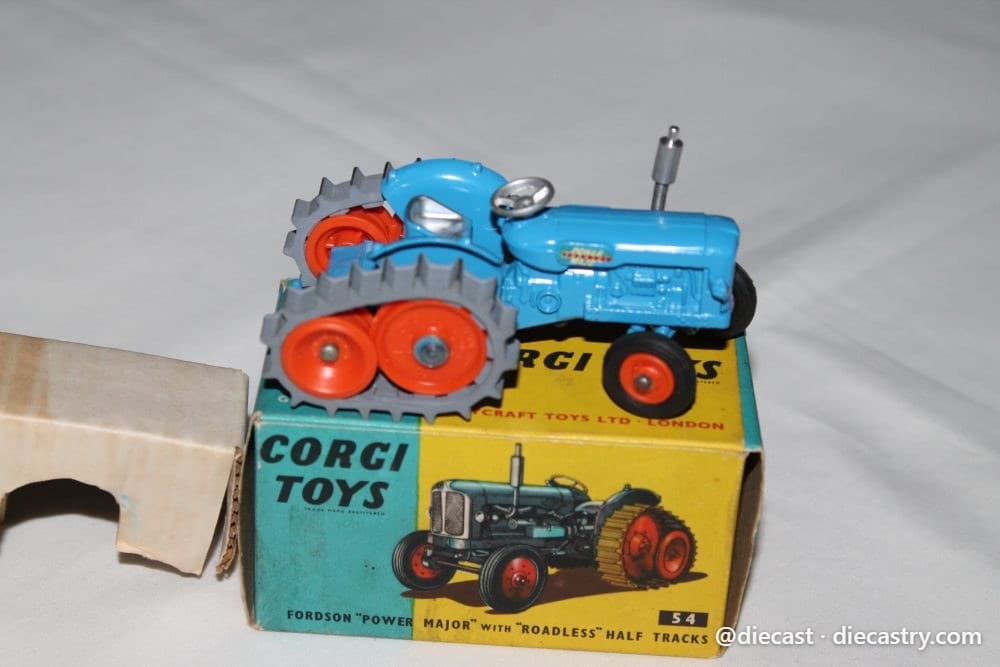 1962 corgi corgi 1:18 scale diecast model by Corgi