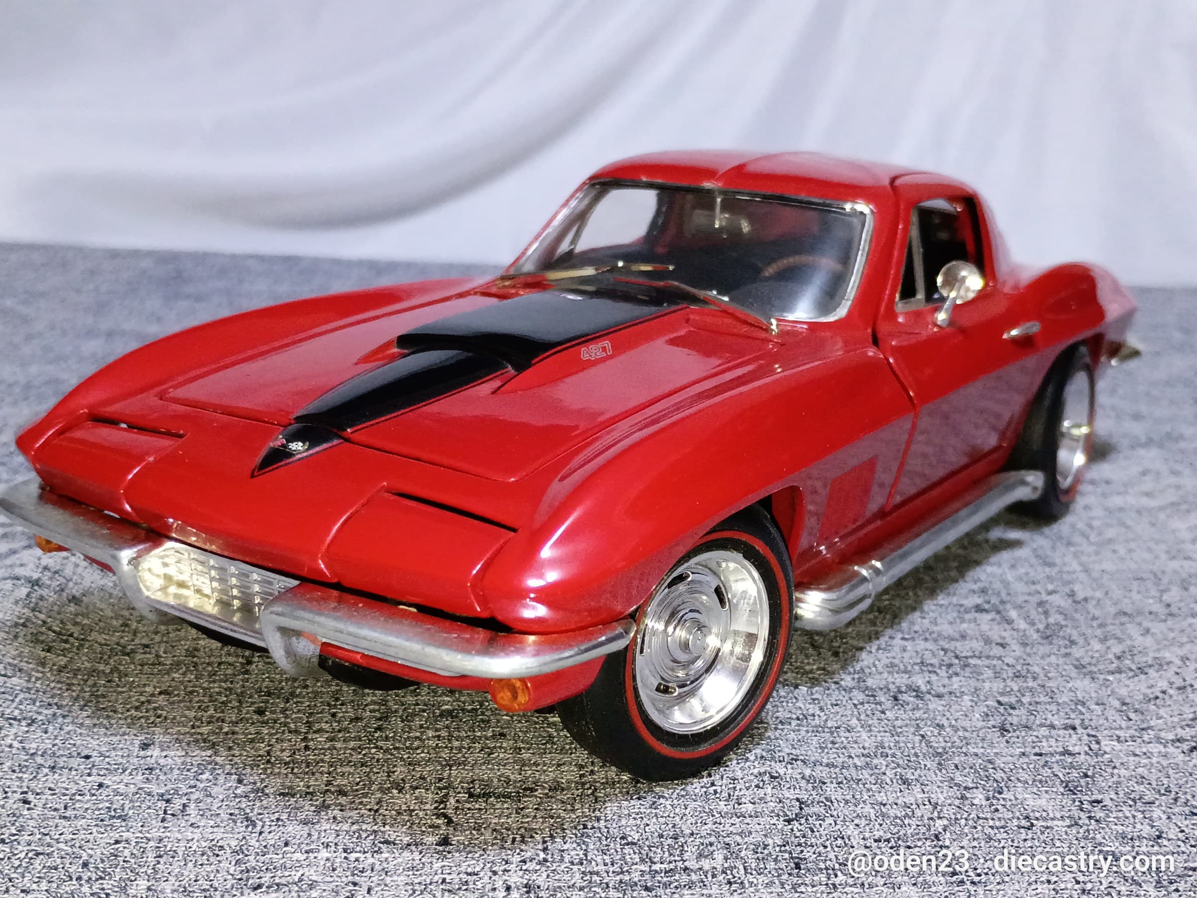 1967 Chevrolet Corvette 1:18 scale diecast model by Ertl in Rally Red
