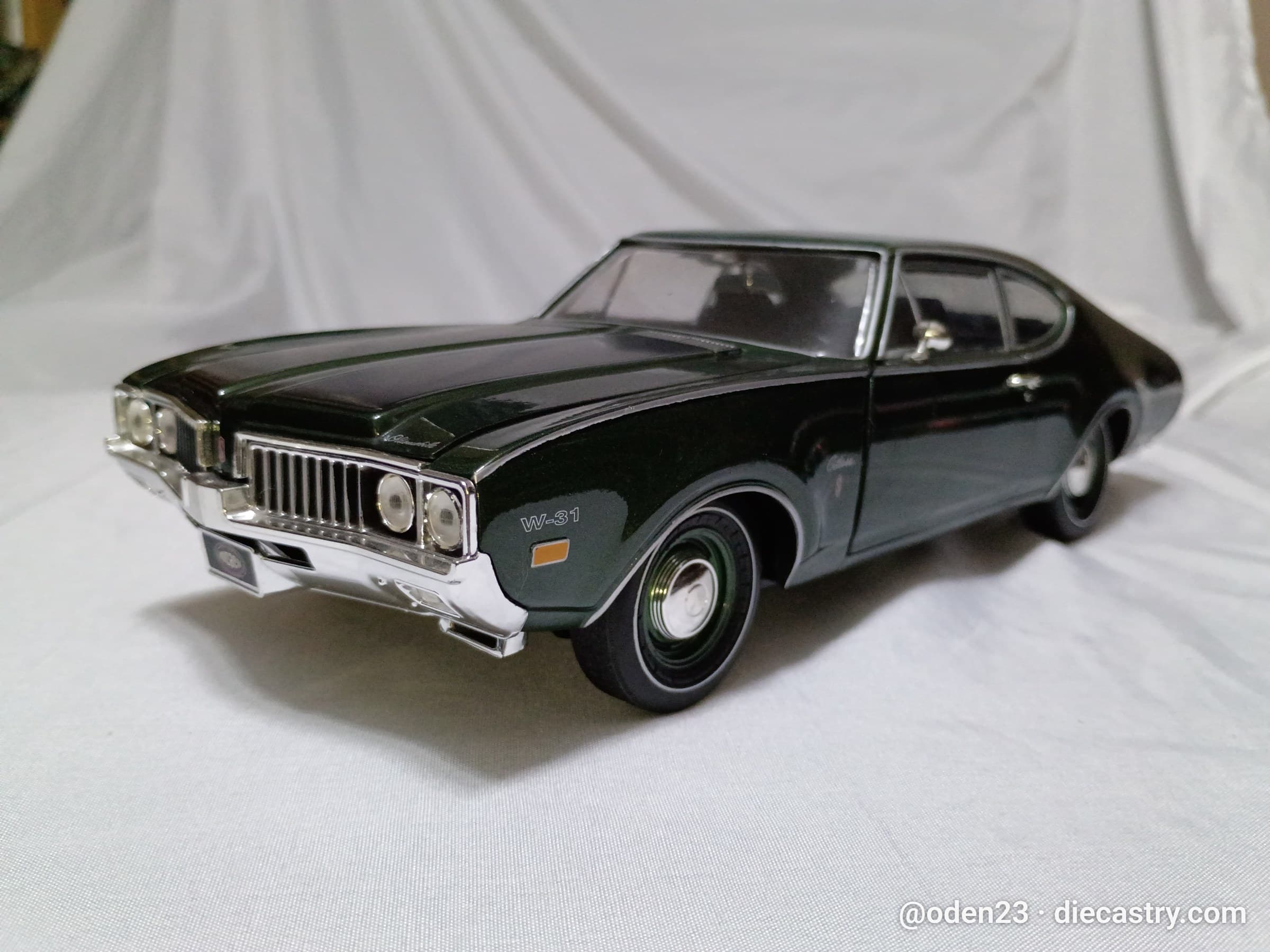 Oldsmobile Cutlass S W-31