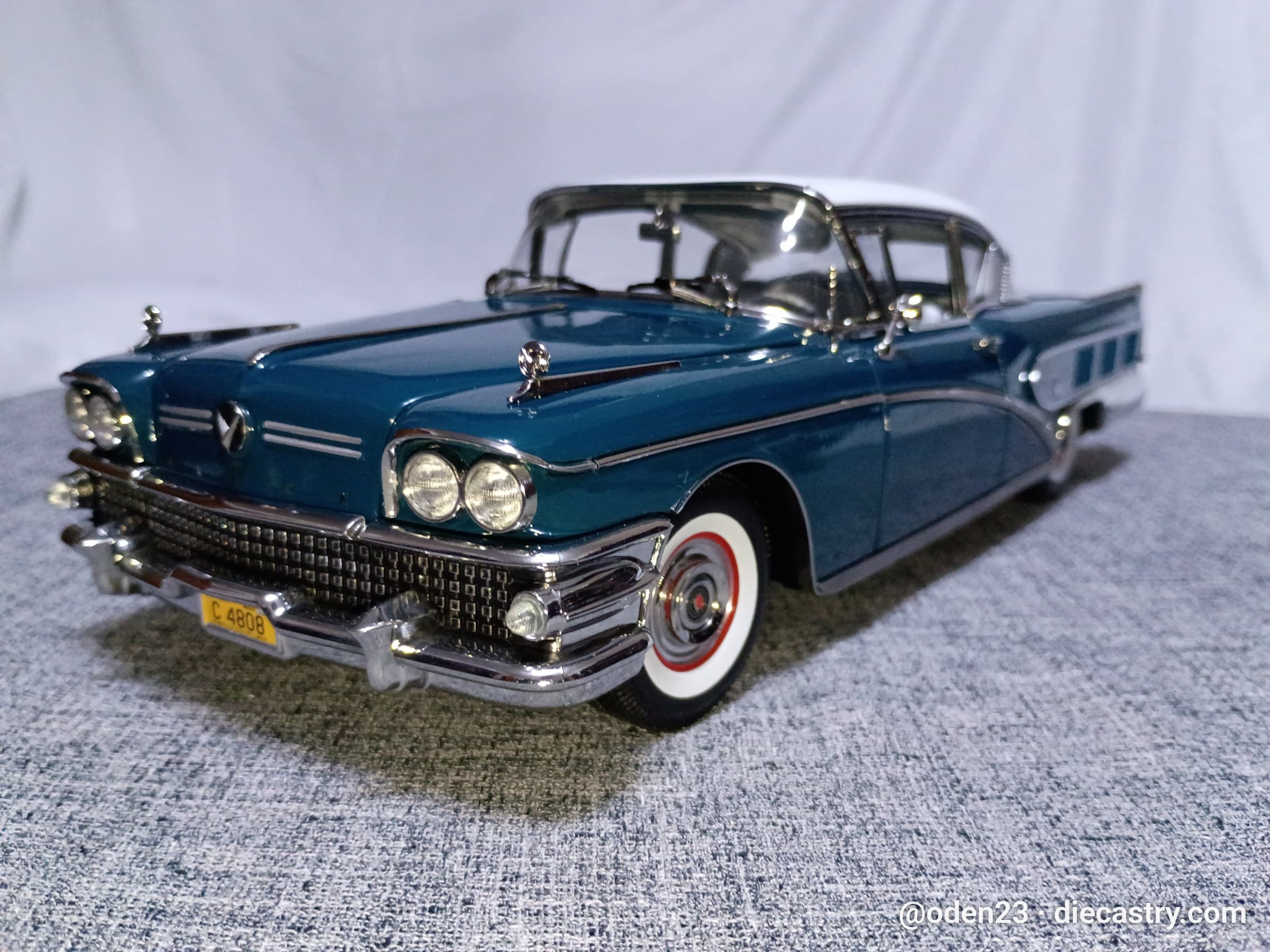 1958 Buick Limited 1:18 scale diecast model by Sun Star in Dark Turquoise Poly
