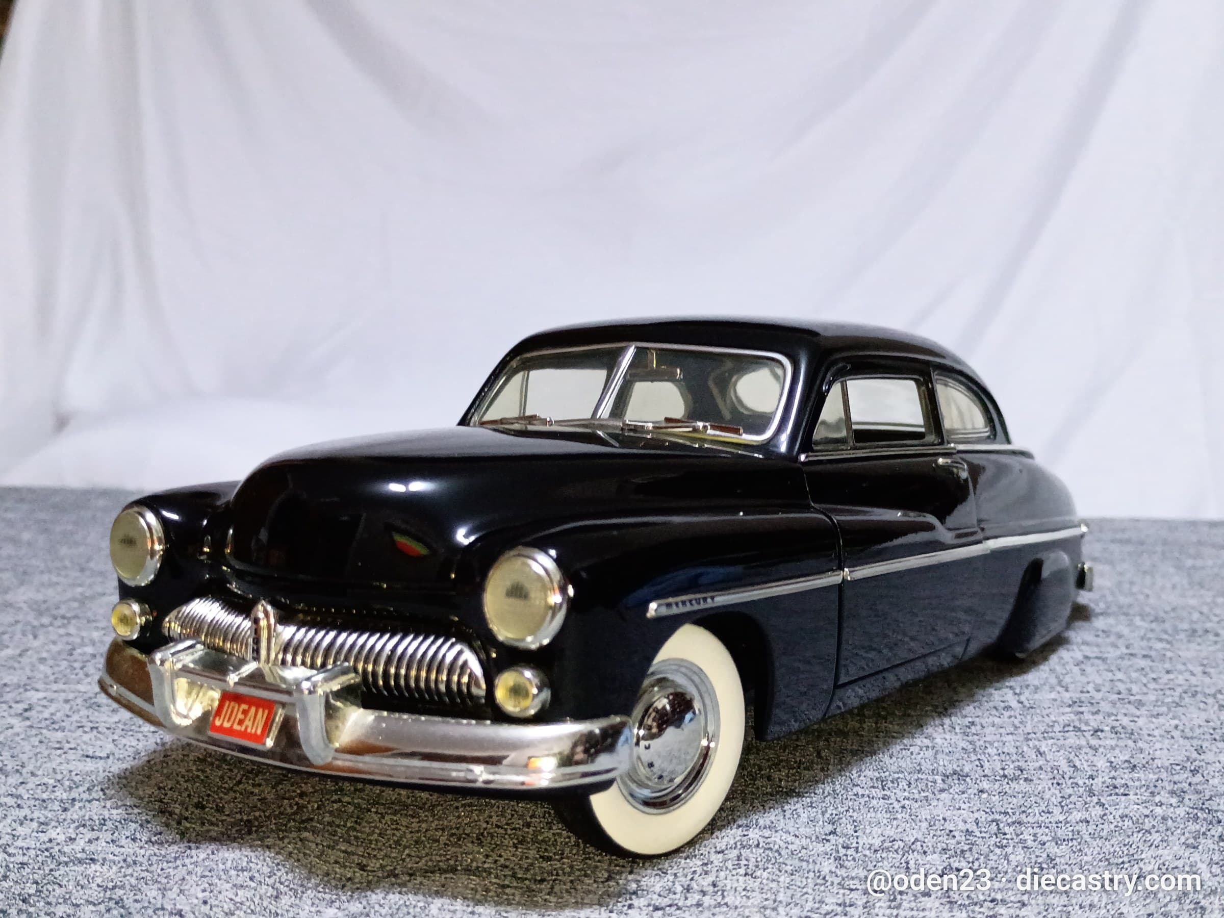 1949 Mercury Eight ( "Rebel without a Cause") 1:18 scale diecast model by Ertl