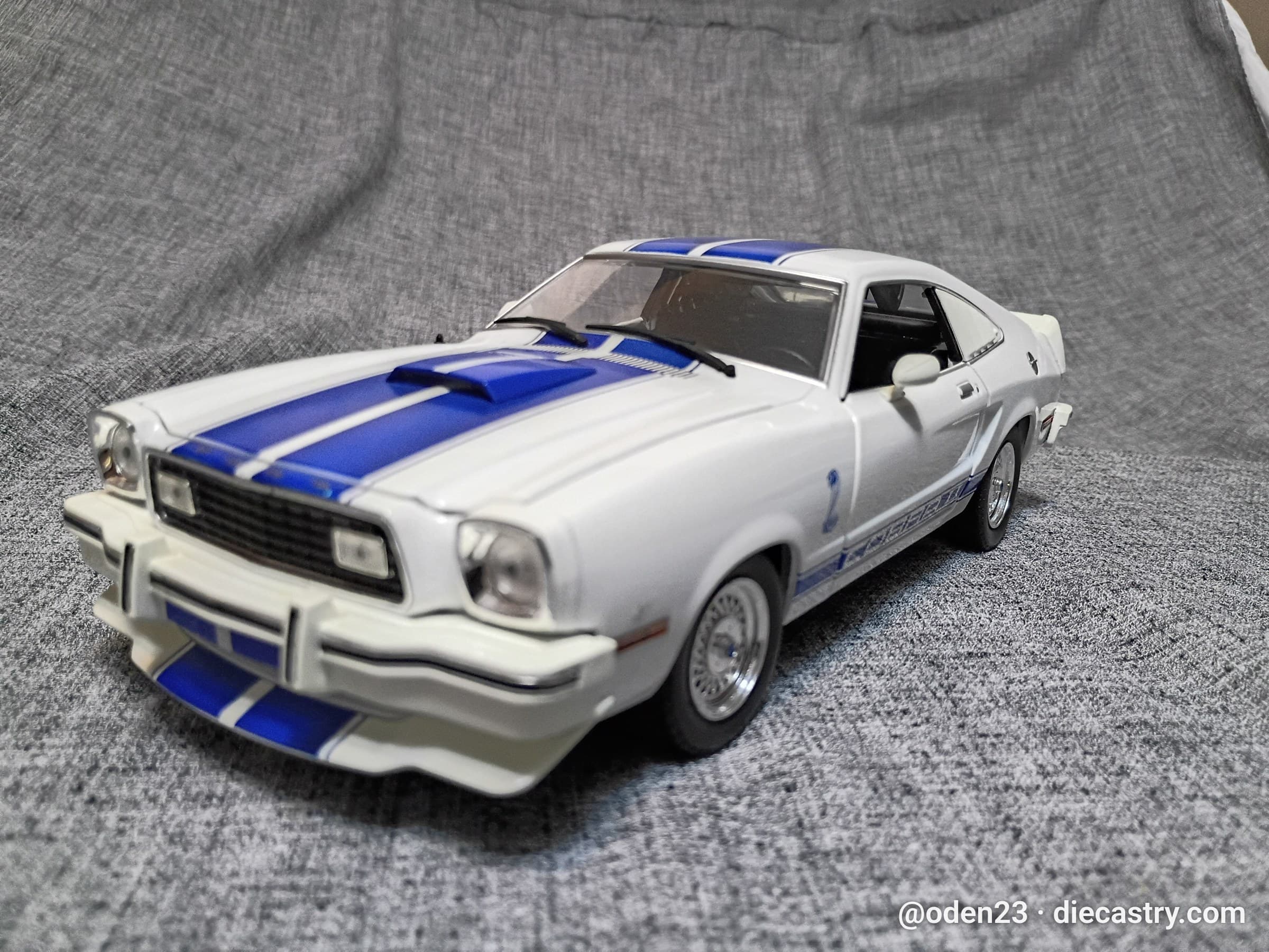 1976 Ford Mustang II Cobra II 1:18 scale diecast model by Greenlight Collectibles