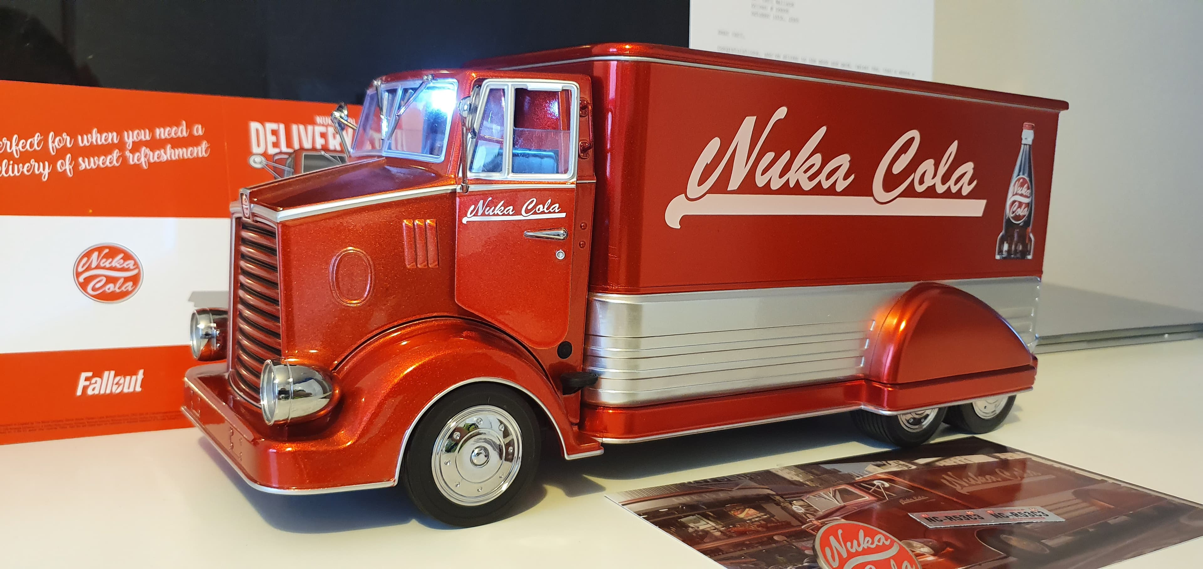 2028 Chryslus Delivery Truck Nuka Cola 1:18 scale diecast model by The Wand Company