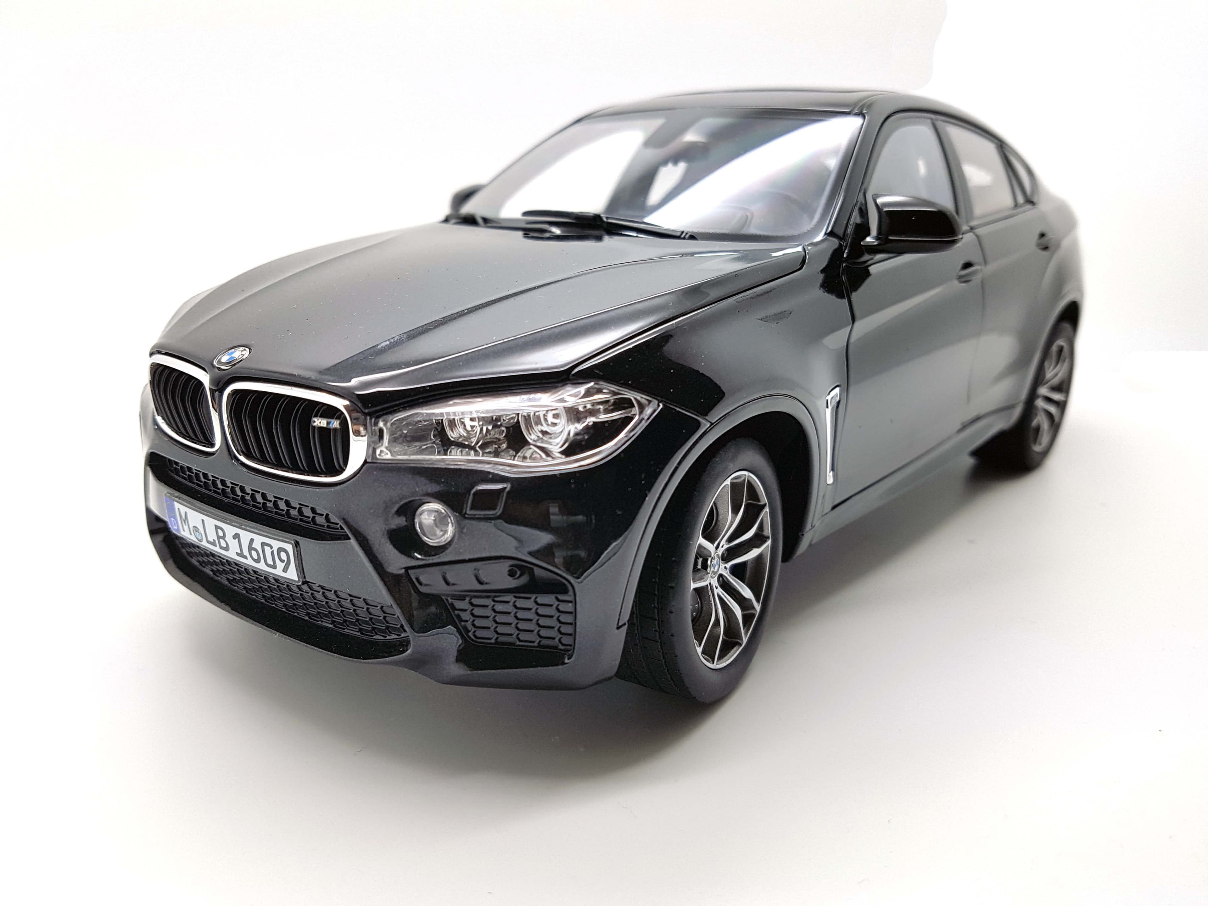BMW X6 M (F16) 2015 1:18 scale diecast by Norev