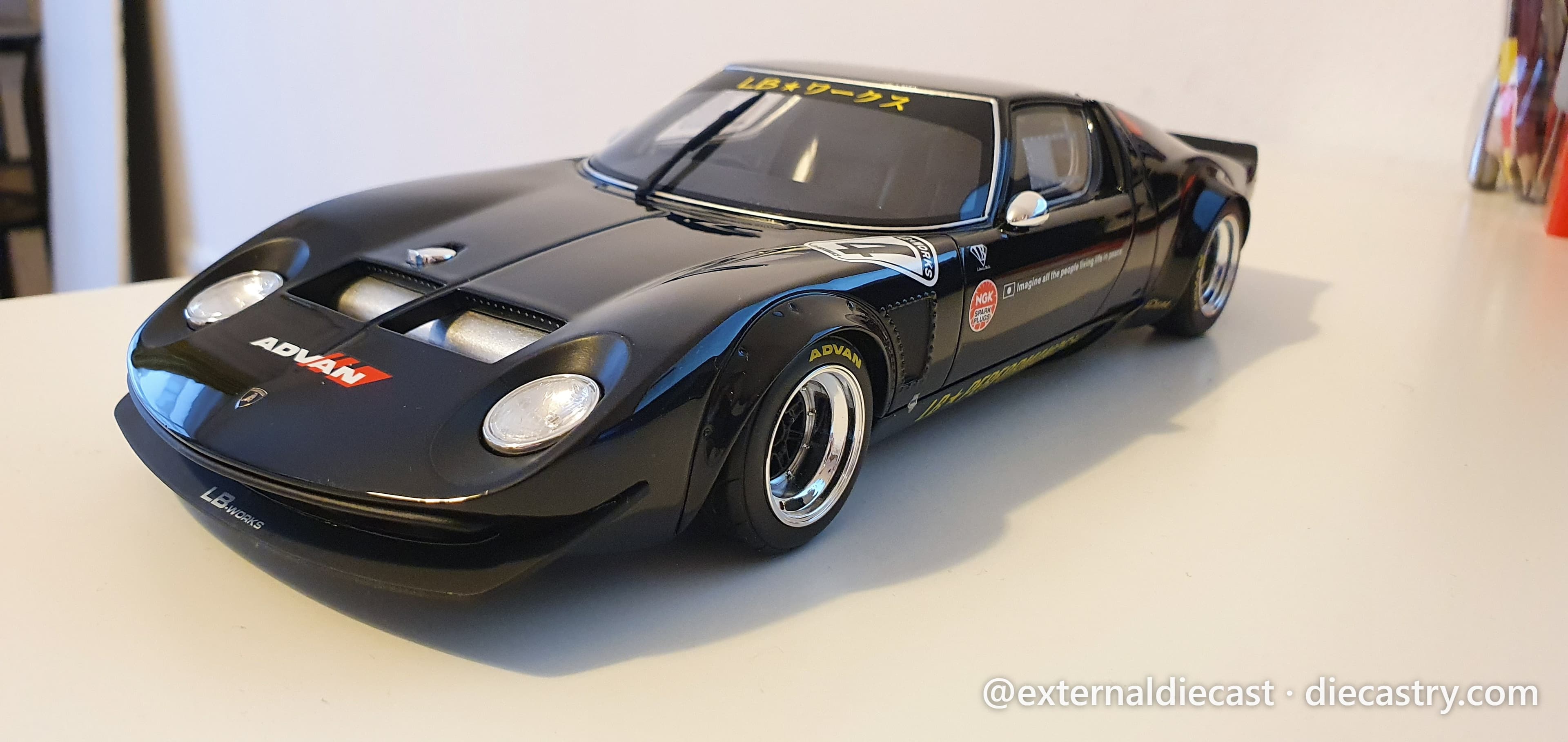 Lamborghini LB-Works Miura 1:18 scale diecast model